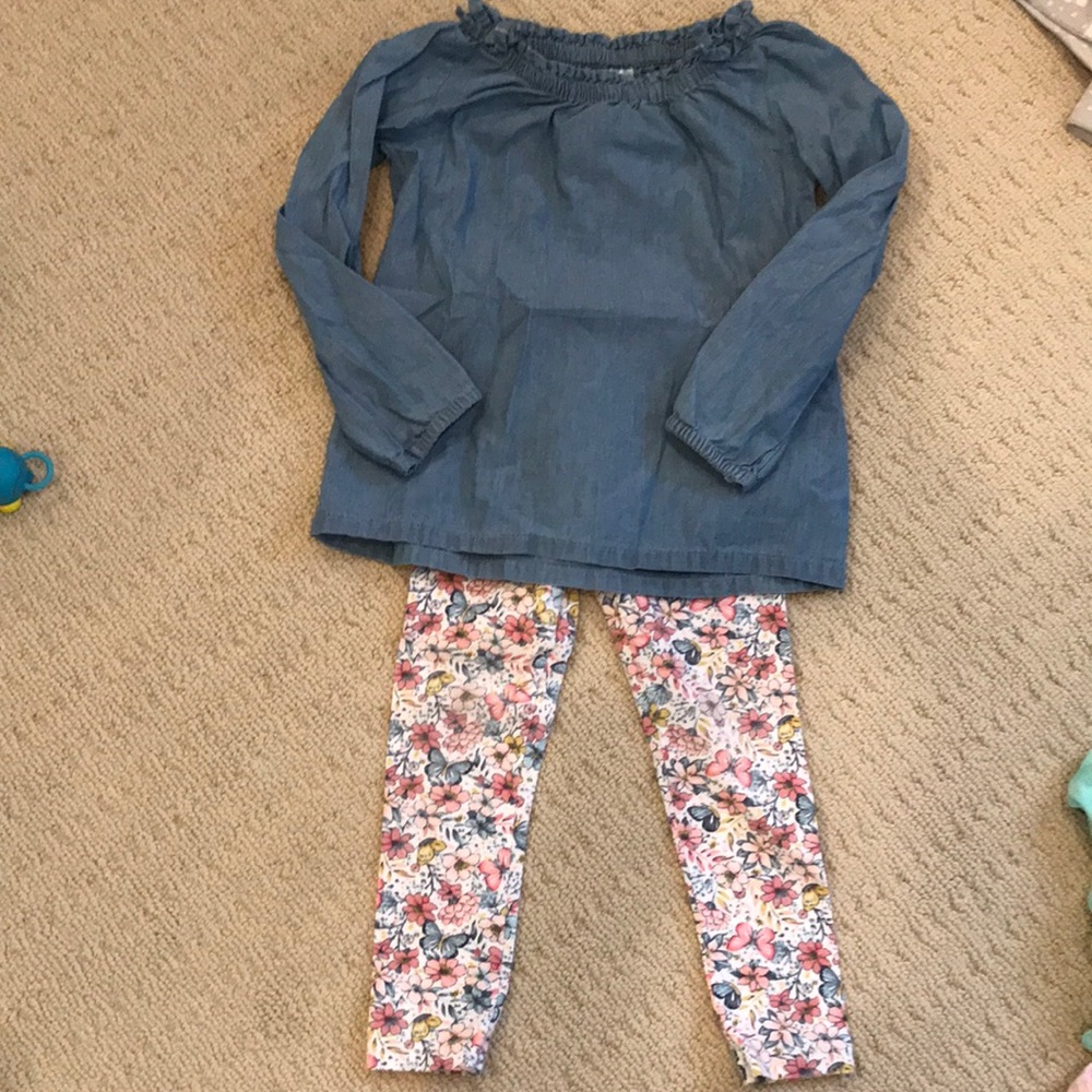 Floral/butterfly print pant with denim top